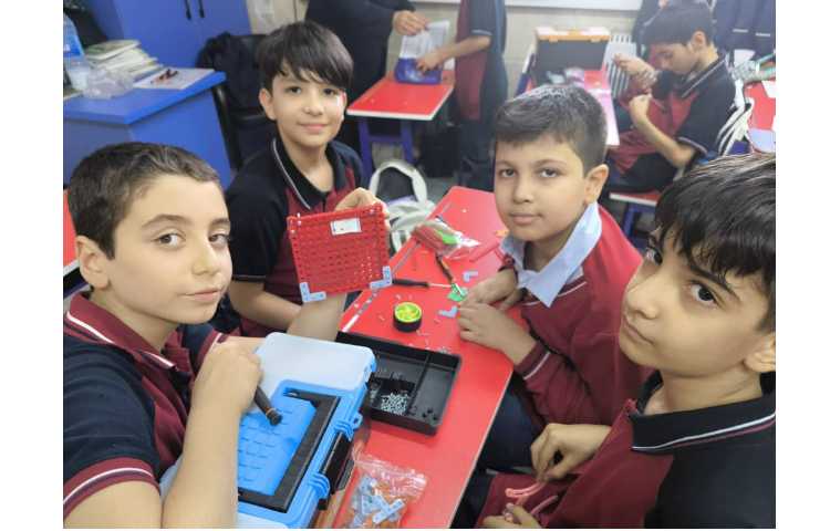 رباتیک : ادامه ساخت قاب عکس 4