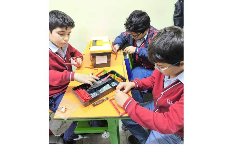 رباتیک : بازکردن منجنیق ها و شروع ساخت آسیاب بادی 2