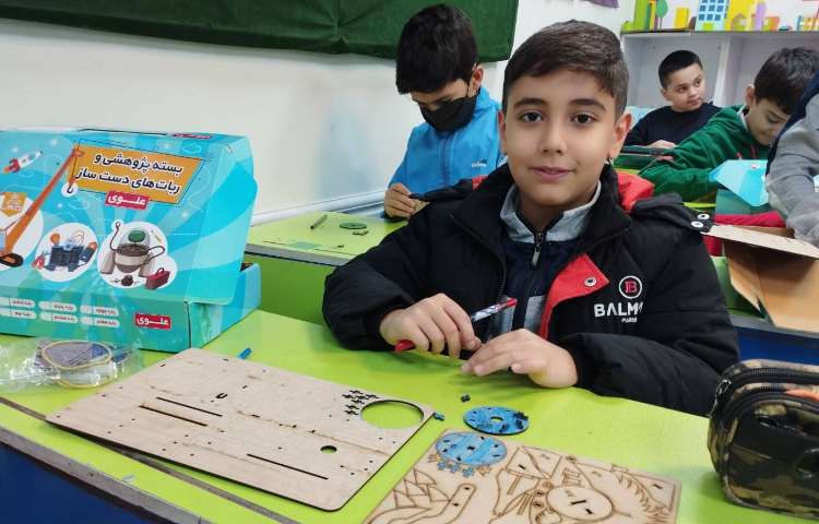 رباتیک -ساخت فرفره فوتی 2