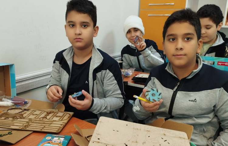 رباتیک -ساخت فرفره فوتی 3