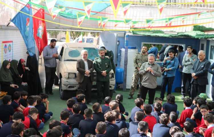 رزمایش و گفتمان دفاع مقدس 8