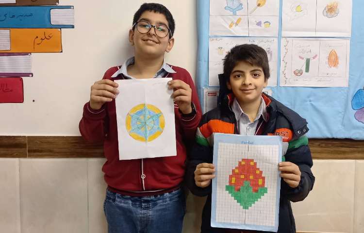 رسم نقاشی متقارن 3