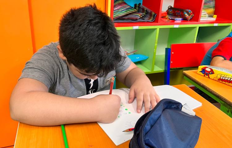 : رسم نقاشی و یا کارتون مورد علاقه 1