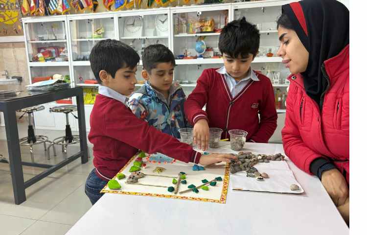 رفتن به آزمایشگاه و شناخت انواع سنگ ها 1