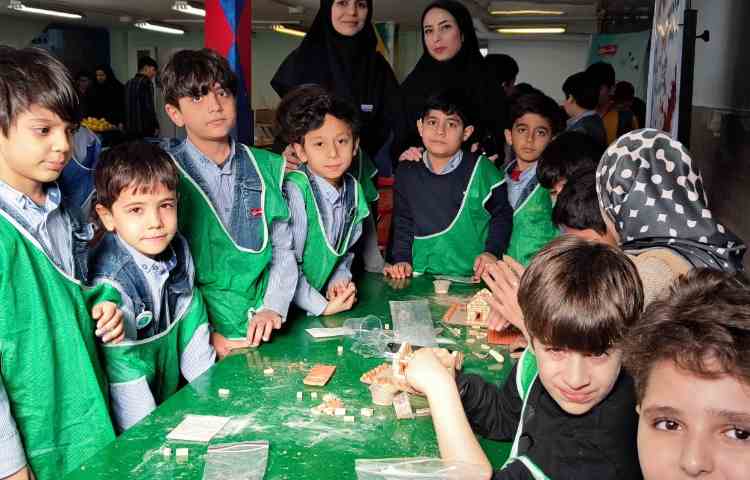 رقابت هیجان انگیز گروه ها در کارسوق چهارخانه 5