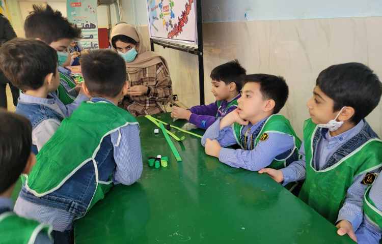 رقابت هیجان انگیز گروه ها در کارسوق چهارخانه 7