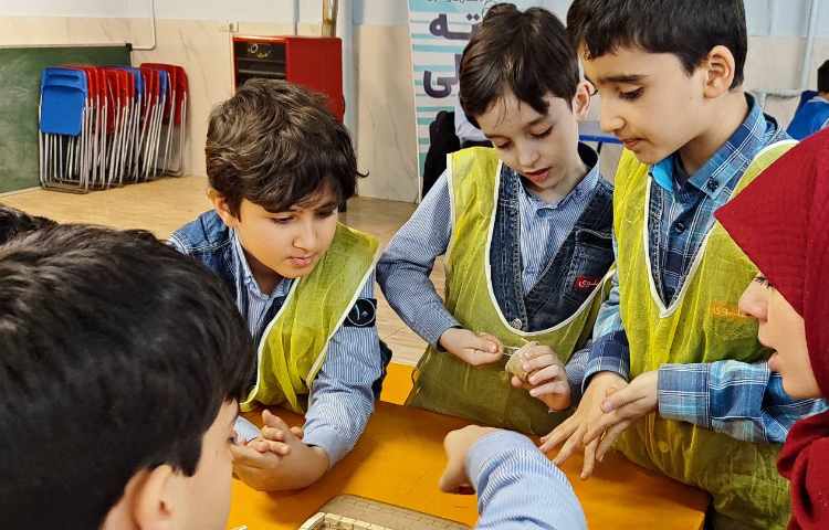 رقابت هیجان انگیز گروه ها در کارسوق چهارخانه