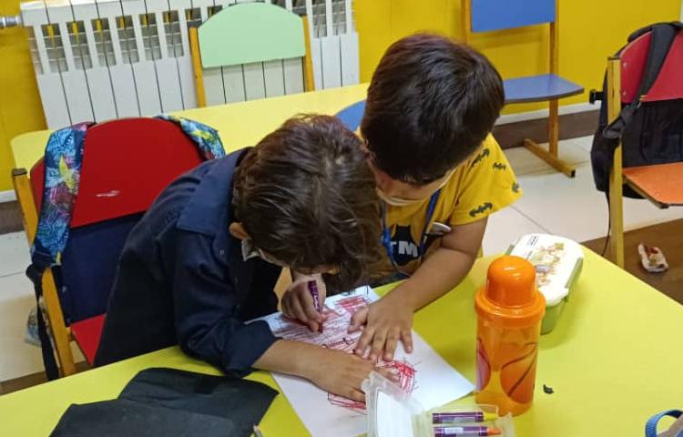 :رنگ آمیزی گروهی کاراکتر، اجرای نمایش عروسکی، پیش بادبادک 3