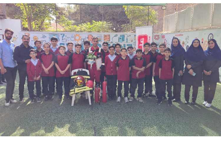 روز آتشنشان 8