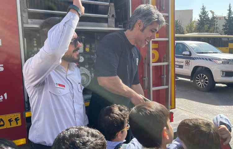 روز آتش نشانی و بازدید از ایستگاه آتش نشانی 12