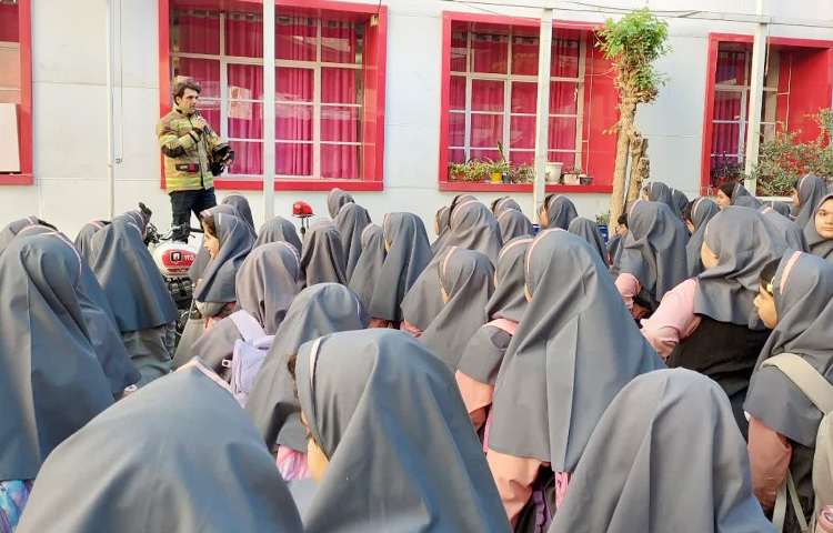 روز آتش نشان 6