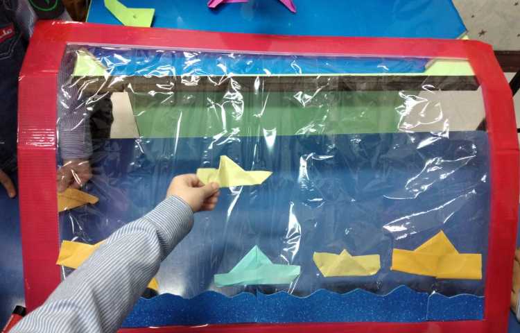 روز اریگامی و ساخت قایق