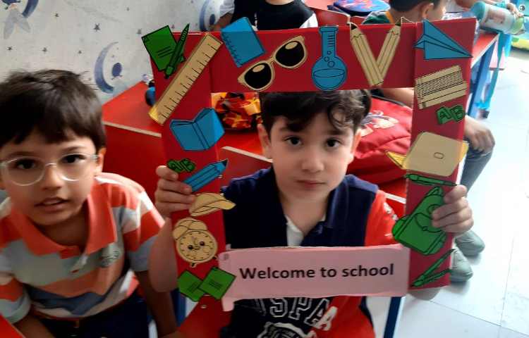 روز اول کلاس زبان 10