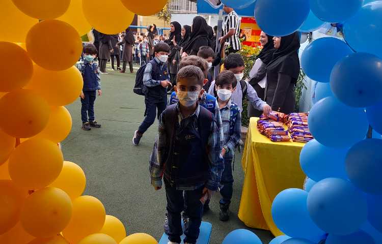 روز بازگشایی دبستان علوی 4