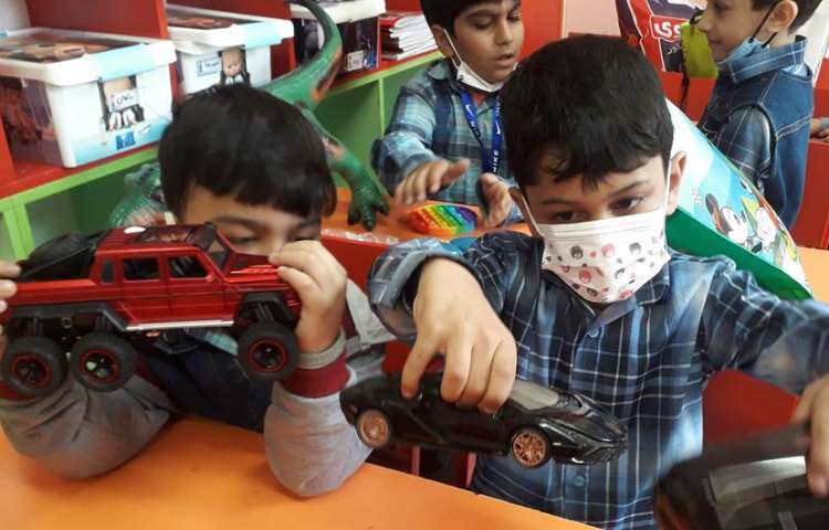 روز بدون کیف دانش آموزان دبستان علوی 4