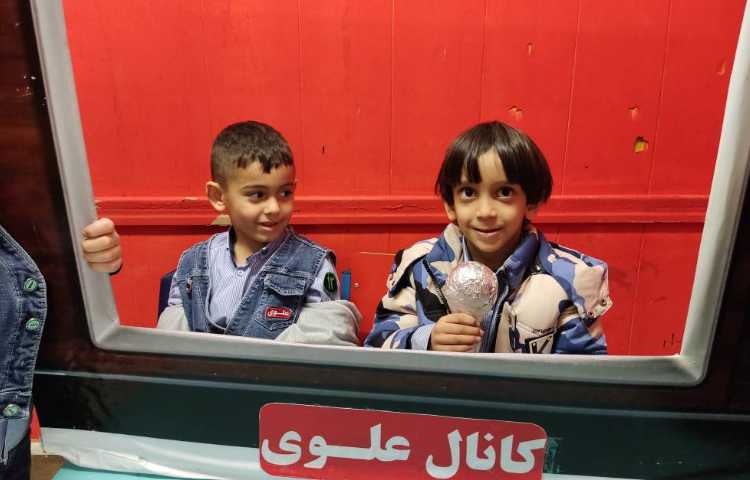 روز تلویزیون: اخبارگویی برنامه طنز گزارش فوتبال توسط نوآموزان 3