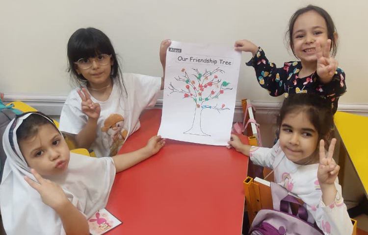 روز جهانی دوستی 12