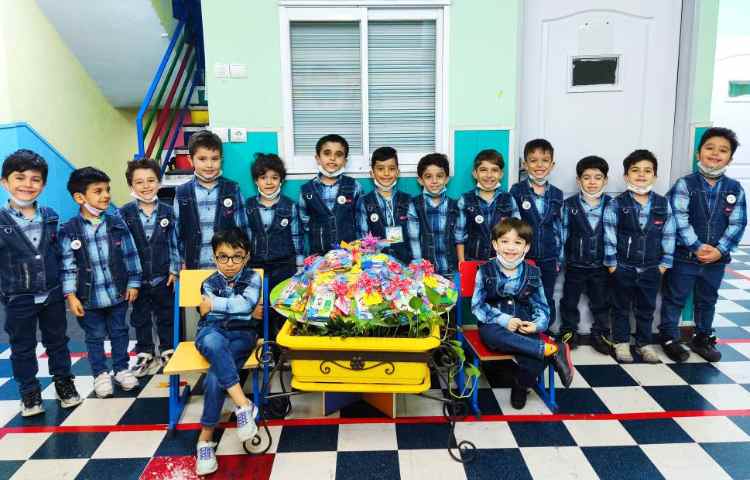 :روز دانش آموز مبارک