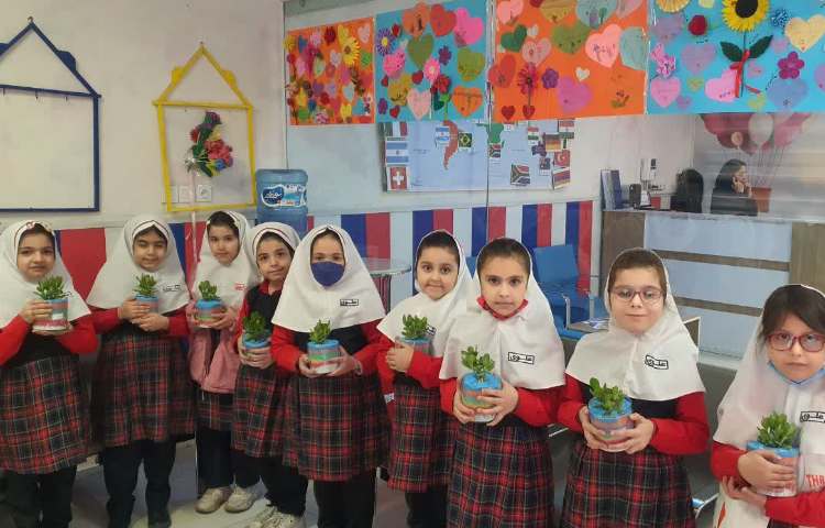 روز درختکاری 10