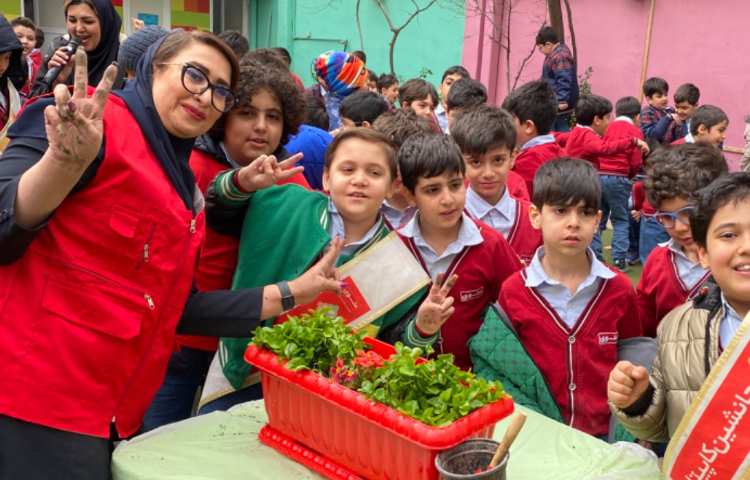 روز درختکاری 12