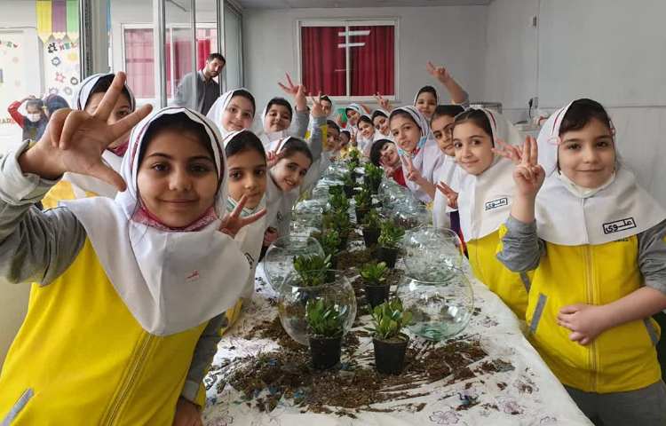 روز درختکاری 18