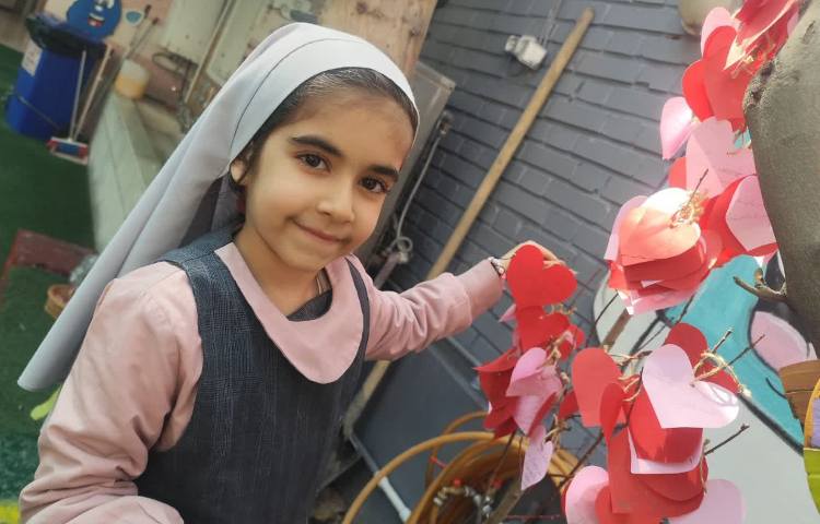 روز درخت کاری وکاشت نهالی کوچک با نام درخت آرزوها 24