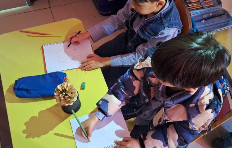 روز روشن کردن شمع سایه بازی با نور شمع 1