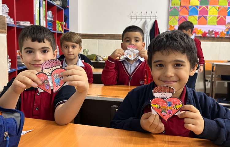 روز سالمند مبارک!/International day of older persons!-زنگ زبان عمومی 7