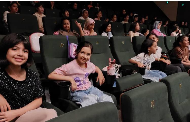 روز شاد و هیجان انگیز 8