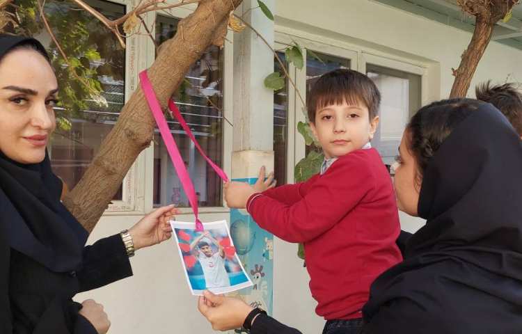 روز قهرمان ملی 8