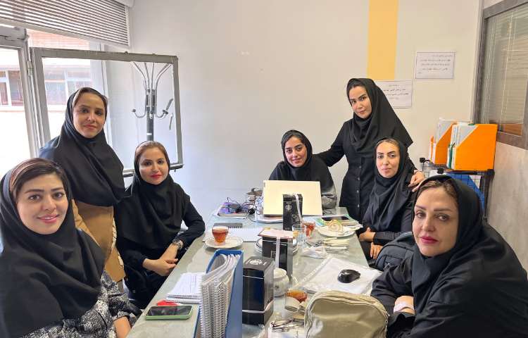 روز معلم گرامی باد 1