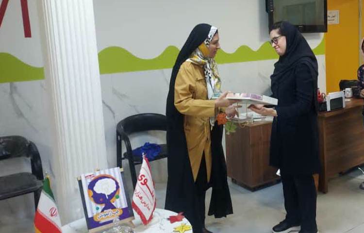 رونمایی از کتاب 3