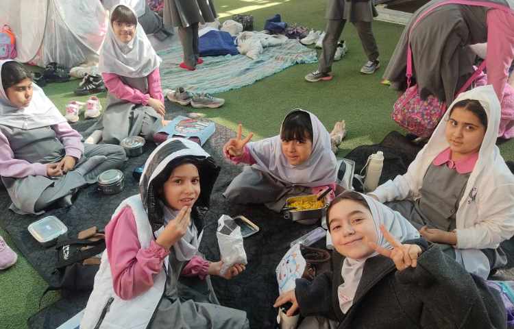 رو زدانش آموز مبارک 6