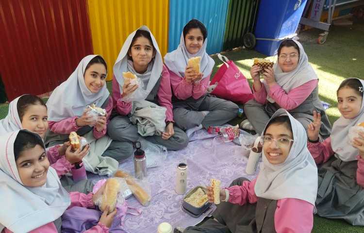 رو زدانش آموز مبارک 9