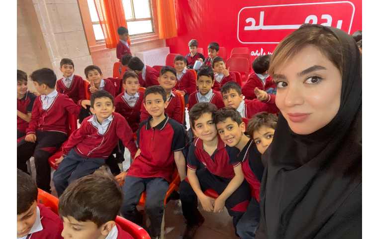 ریاضی،برگزاری جشن 1000،کلاس3/2 خانم کوچک 2