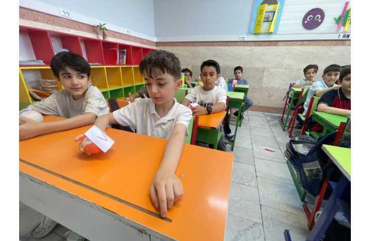 ریاضی،تمرین و مرور عدد نویسی مبحث جدول ارزش مکانی،کلاس3/1 خانم کوچک 3