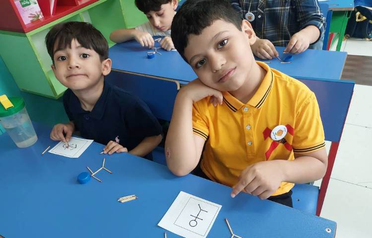 ریاضیدان کوچک(پیروی ازدستورو الگو با هدف تقویت حافظه ی دیداری و بالا بردن تمرکز) 4