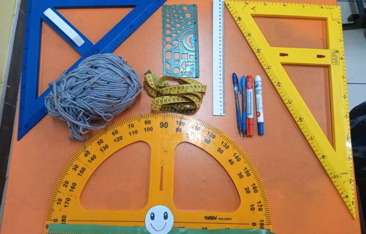 : ریاضیدان کوچک، انداره گیری همراه با بازی، ابزار و نمایش کلاسی 8
