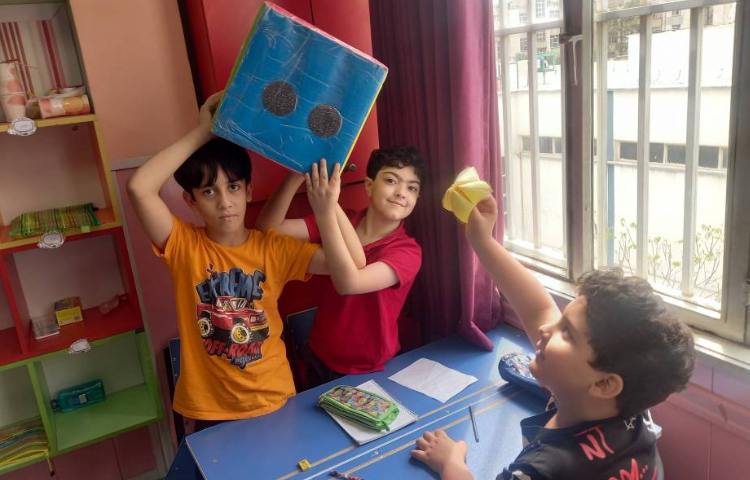 : ریاضیدان کوچک، تبدیل واحدهای ریال و تومان،بازی و دست ورزی همراه با نمکدان کاغذی 4