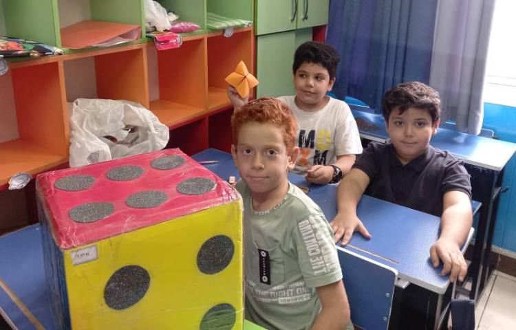 : ریاضیدان کوچک، تبدیل واحدهای ریال و تومان،بازی و دست ورزی همراه با نمکدان کاغذی 4