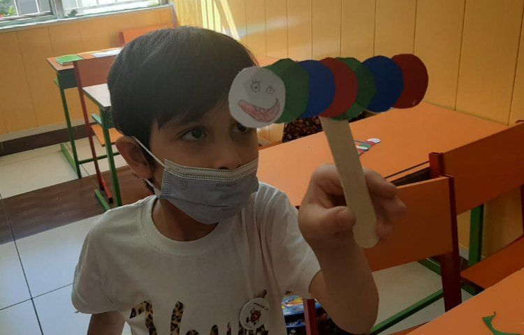 :ریاضیدان کوچک‌، درست کردن الگو، کلاس توت فرنگی 1