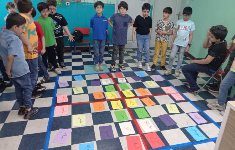 : ریاضیدان کوچک، مبحث تقارن تلفیق با فارسی و علوم 5