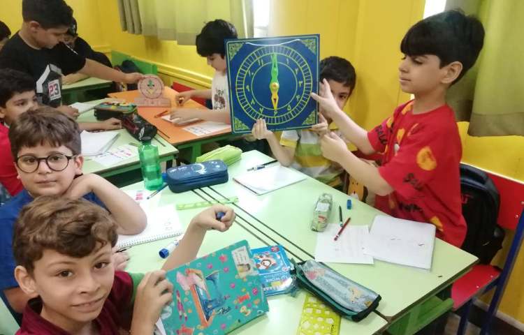 : ریاضیدان کوچک، مرور ساعت 4