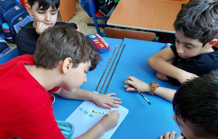 ریاضیدان کوچک موضوع: عددنویسی و جدول ارزش مکانی 2