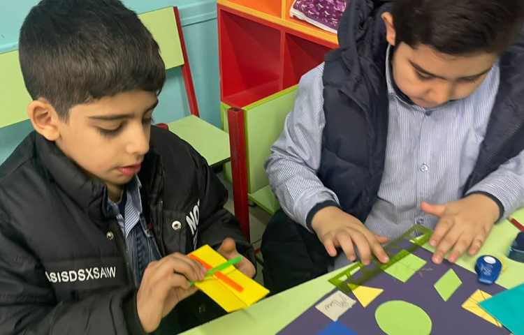 ریاضی،دست ورزی مبحث‌تقارن 5