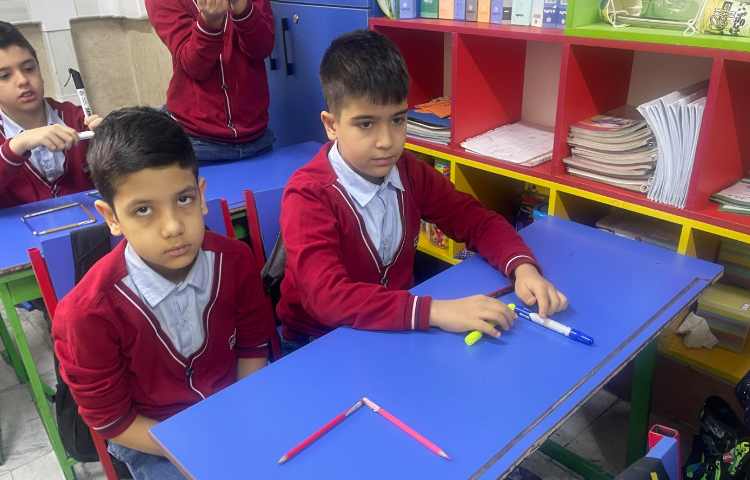 ریاضی،دست ورزی مبحث زاویه با شعر 2