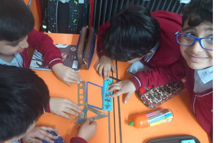 ریاضی:دست ورزی محیط