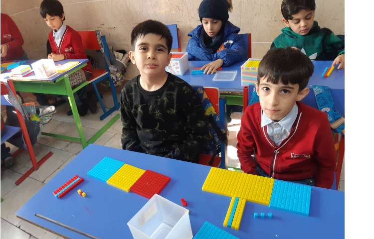 ریاضی،ساخت اعداد سه رقمی با کوئیزنر 1