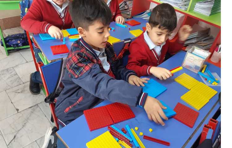 ریاضی،ساخت اعداد سه رقمی با کوئیزنر