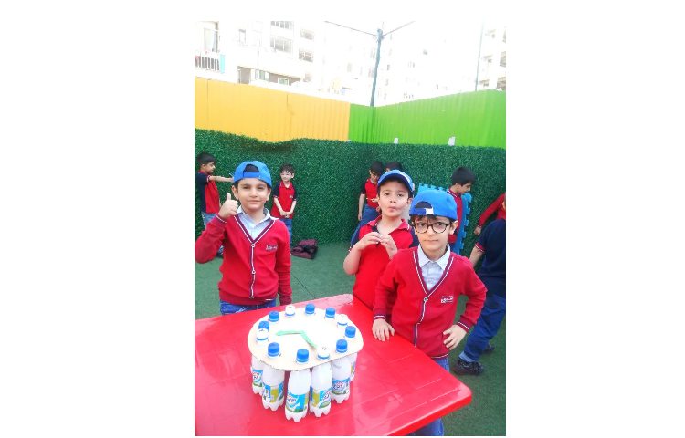 ریاضی-ساخت ساعت با درب بطری و هماهنگی چشم و دست 1